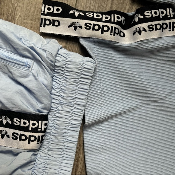 SOLD RARE lavender/ periwinkle adidas set - Picture 3 of 4